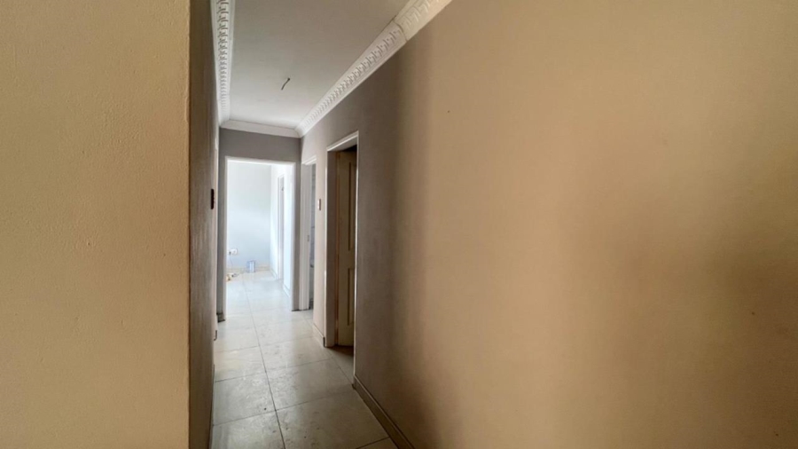 3 Bedroom Property for Sale in Roodepan Northern Cape